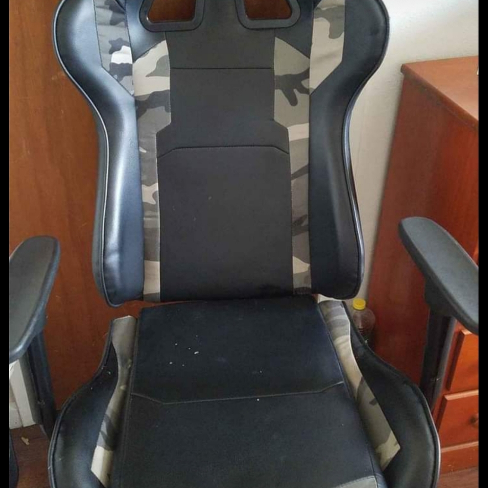 Camo gaming with adjustable hieght
